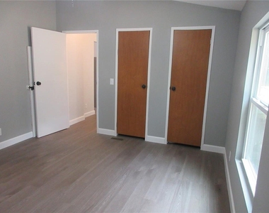2960 Ne 159th Place - Photo Thumbnail 18