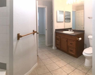 6627 Queens Borough Avenue - Photo Thumbnail 17