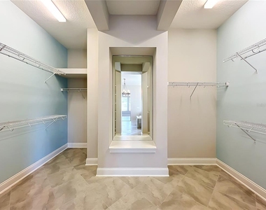 9646 Reymont Street - Photo Thumbnail 54