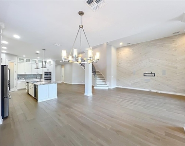 9646 Reymont Street - Photo Thumbnail 25