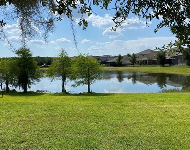 2728 Monticello Way - Photo Thumbnail 40