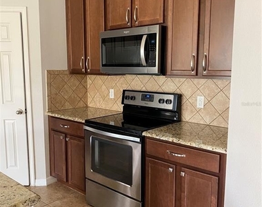 2728 Monticello Way - Photo Thumbnail 6