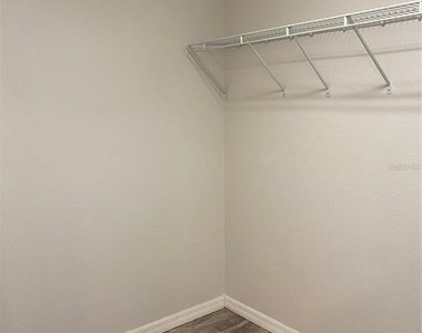 2728 Monticello Way - Photo Thumbnail 21