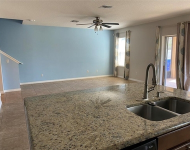2728 Monticello Way - Photo Thumbnail 9