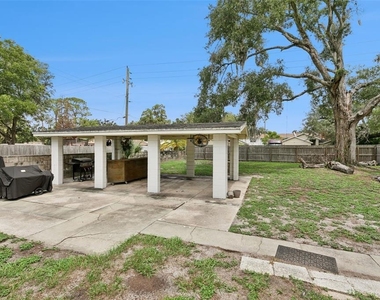 2400 S Park Avenue - Photo Thumbnail 30