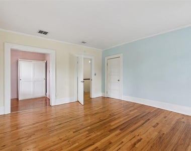 2400 S Park Avenue - Photo Thumbnail 21