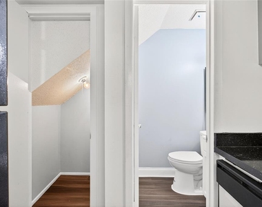 4223 S. Semoran Blvd - Photo Thumbnail 10