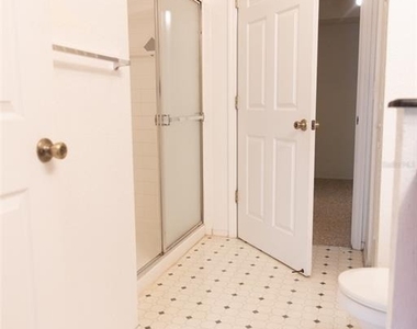 822 Camargo Way - Photo Thumbnail 17