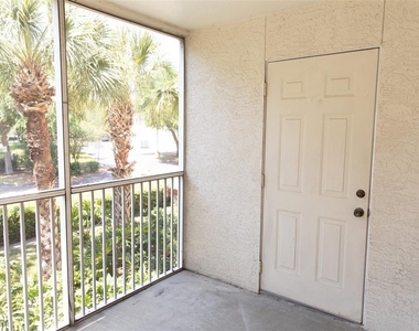 822 Camargo Way - Photo Thumbnail 9