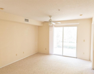 822 Camargo Way - Photo Thumbnail 10