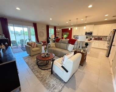 123 Green Branch Boulevard - Photo Thumbnail 3