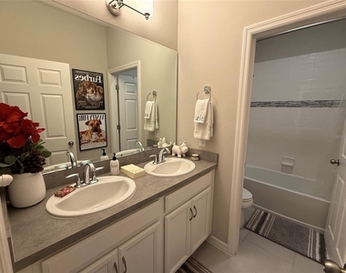 123 Green Branch Boulevard - Photo Thumbnail 17