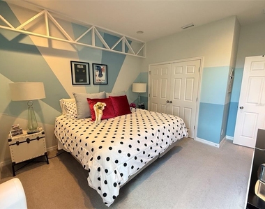 123 Green Branch Boulevard - Photo Thumbnail 16