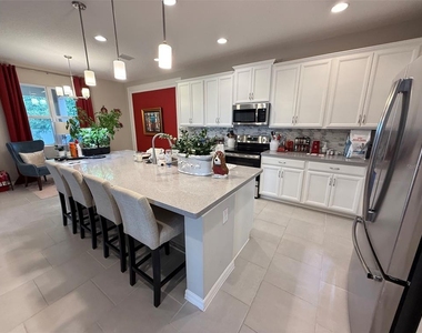 123 Green Branch Boulevard - Photo Thumbnail 5