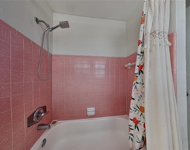 2904 W Chestnut Street - Photo Thumbnail 13