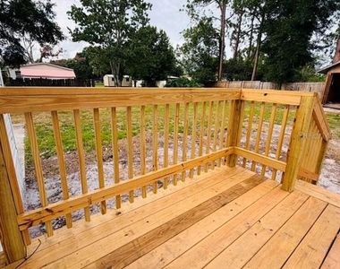 6734 Ravenwood Street - Photo Thumbnail 8