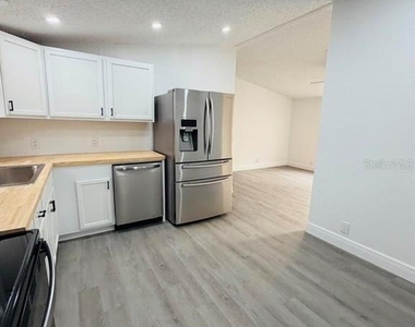 6734 Ravenwood Street - Photo Thumbnail 16