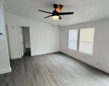 6734 Ravenwood Street - Photo Thumbnail 25