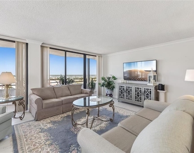 2900 N Atlantic Avenue - Photo Thumbnail 5