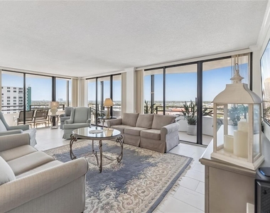 2900 N Atlantic Avenue - Photo Thumbnail 8