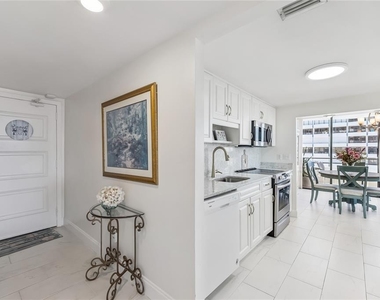 2900 N Atlantic Avenue - Photo Thumbnail 4