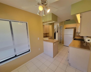 3333 Gray Fox Cove - Photo Thumbnail 3