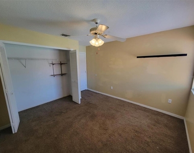 3333 Gray Fox Cove - Photo Thumbnail 21