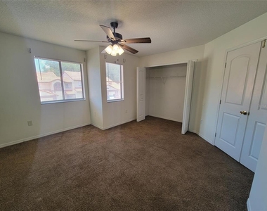 3333 Gray Fox Cove - Photo Thumbnail 14