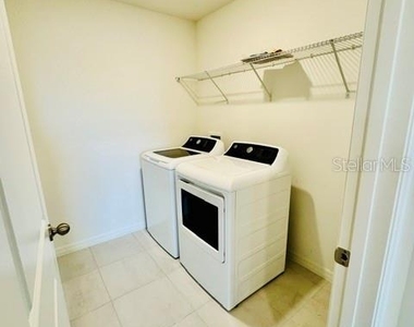 754 Overpool Avenue - Photo Thumbnail 7