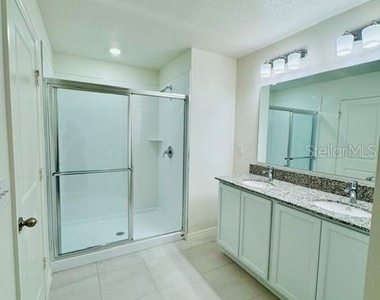 754 Overpool Avenue - Photo Thumbnail 13