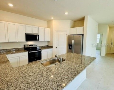 754 Overpool Avenue - Photo Thumbnail 17