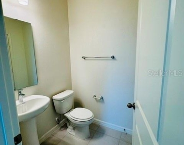 754 Overpool Avenue - Photo Thumbnail 6