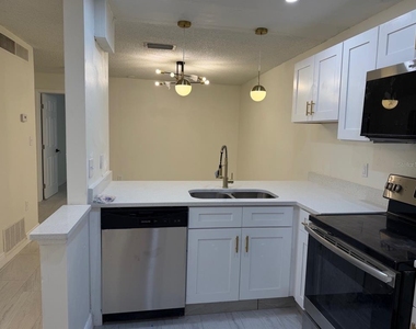 2711 Willow Run - Photo Thumbnail 13
