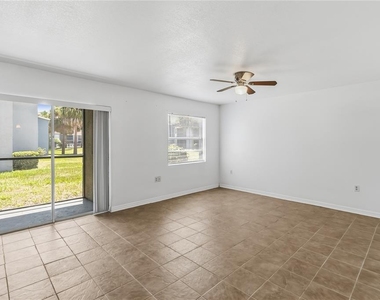 2569 N Alafaya Trail - Photo Thumbnail 3