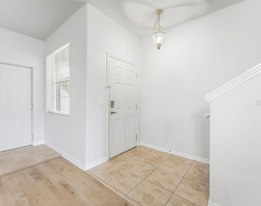 2795 Oakwater Dr - Photo Thumbnail 15