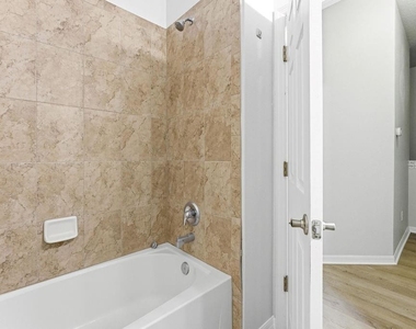 2795 Oakwater Dr - Photo Thumbnail 26
