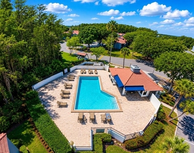 4704 Chevy Place - Photo Thumbnail 14