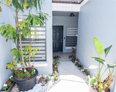4704 Chevy Place - Photo Thumbnail 11