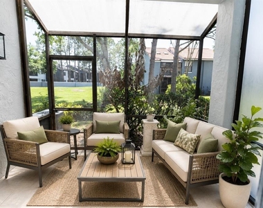 4704 Chevy Place - Photo Thumbnail 9