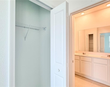5177 Green Belt Drive - Photo Thumbnail 28