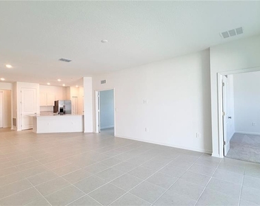 5177 Green Belt Drive - Photo Thumbnail 15