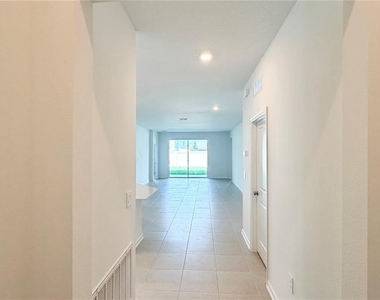 5177 Green Belt Drive - Photo Thumbnail 3