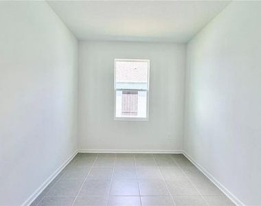 5157 Green Belt Drive - Photo Thumbnail 8