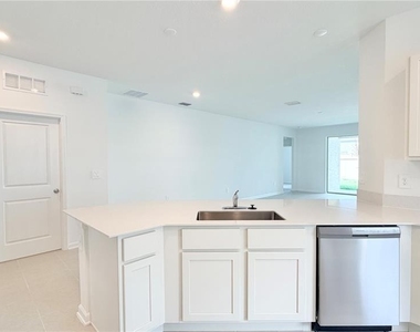 5157 Green Belt Drive - Photo Thumbnail 7