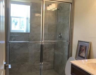 2060 Royal Vista Court - Photo Thumbnail 6