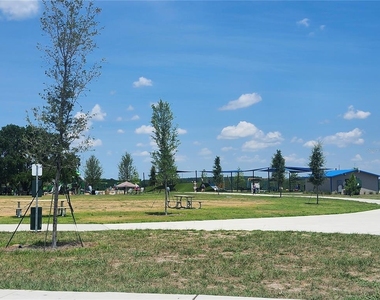 1009 Calico Pointe Circle - Photo Thumbnail 15