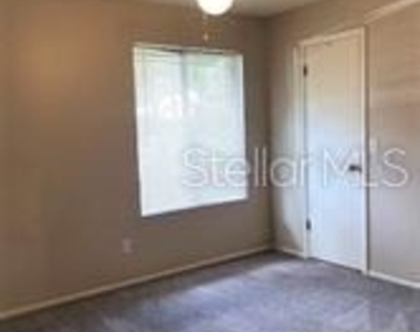 467 Newton Place - Photo Thumbnail 14