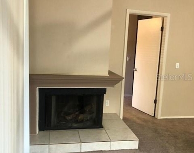467 Newton Place - Photo Thumbnail 5