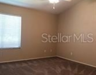 467 Newton Place - Photo Thumbnail 9