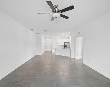 363 Loch Court - Photo Thumbnail 9